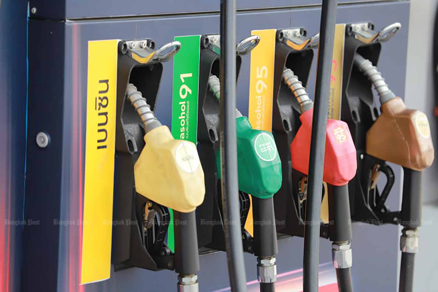 Лонгтейл с туристами из России перевернулся в заливе Пханг-Нга