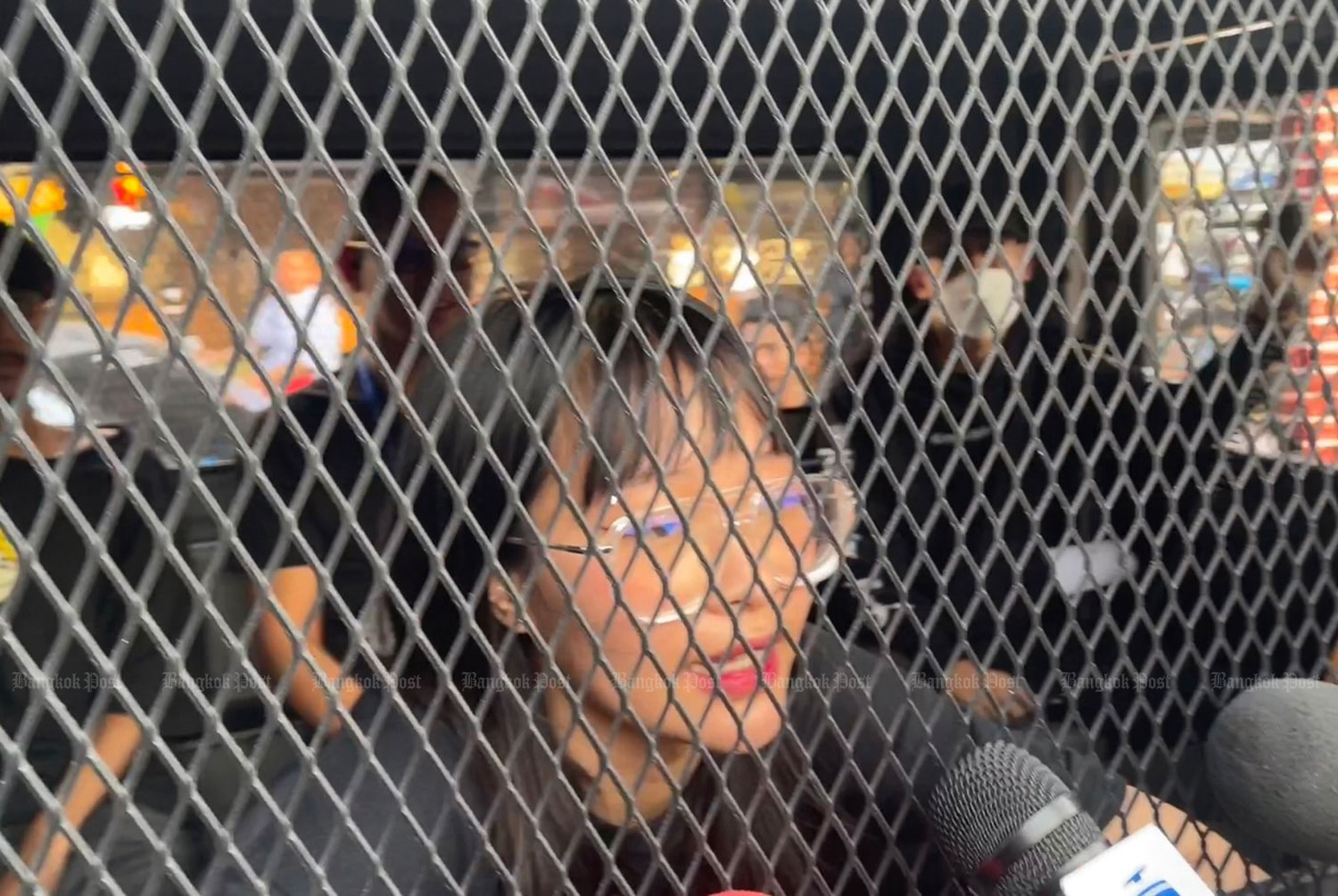 Кортеж протестующего дуэта арестован