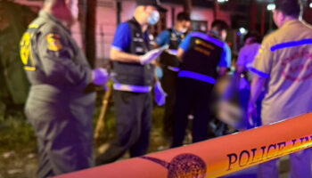 Улицу за храмом Wat Chalong сделали односторонней на время ярмарки