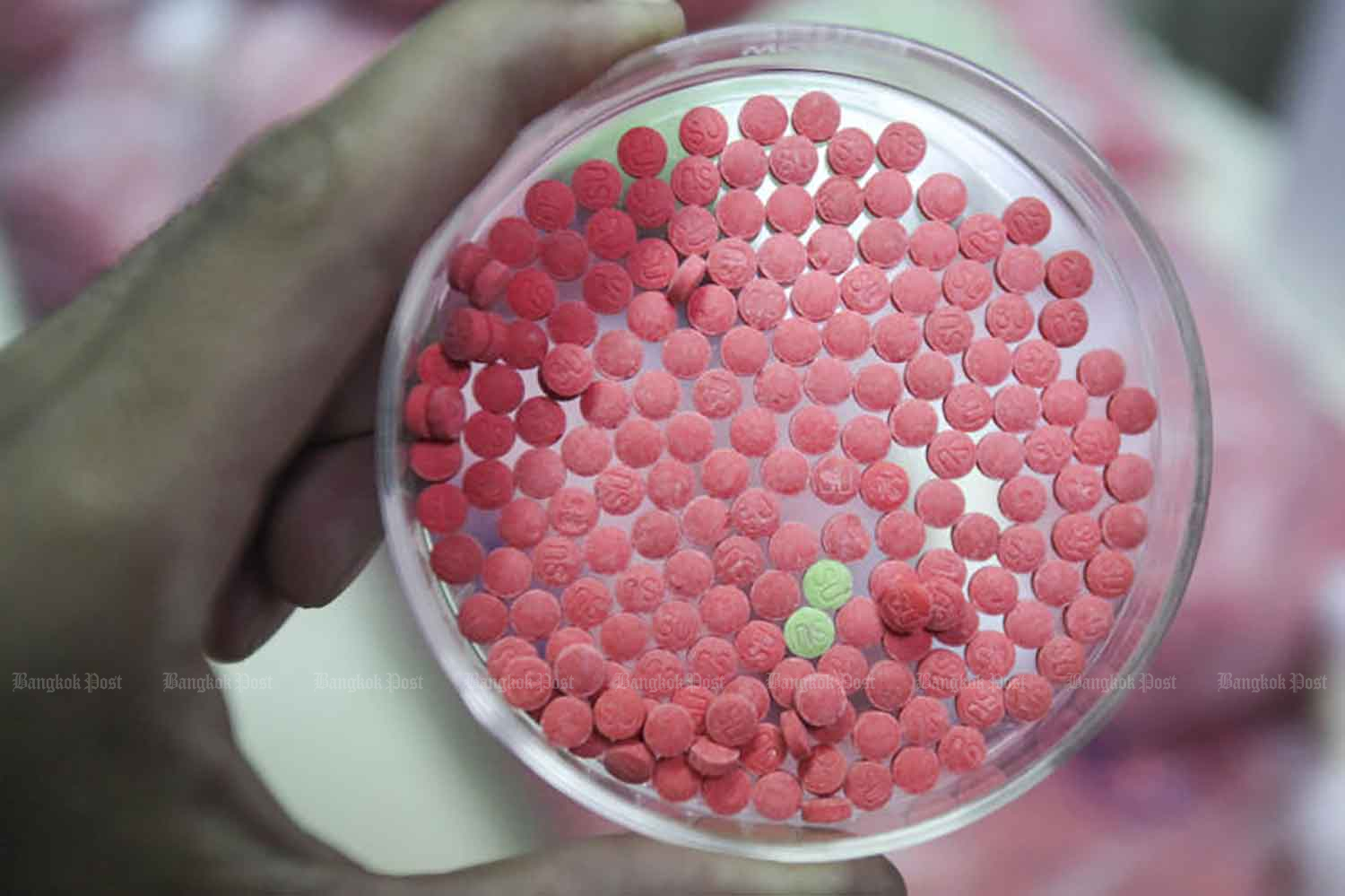 Министерству приказали обосновать ограничение на пять таблеток