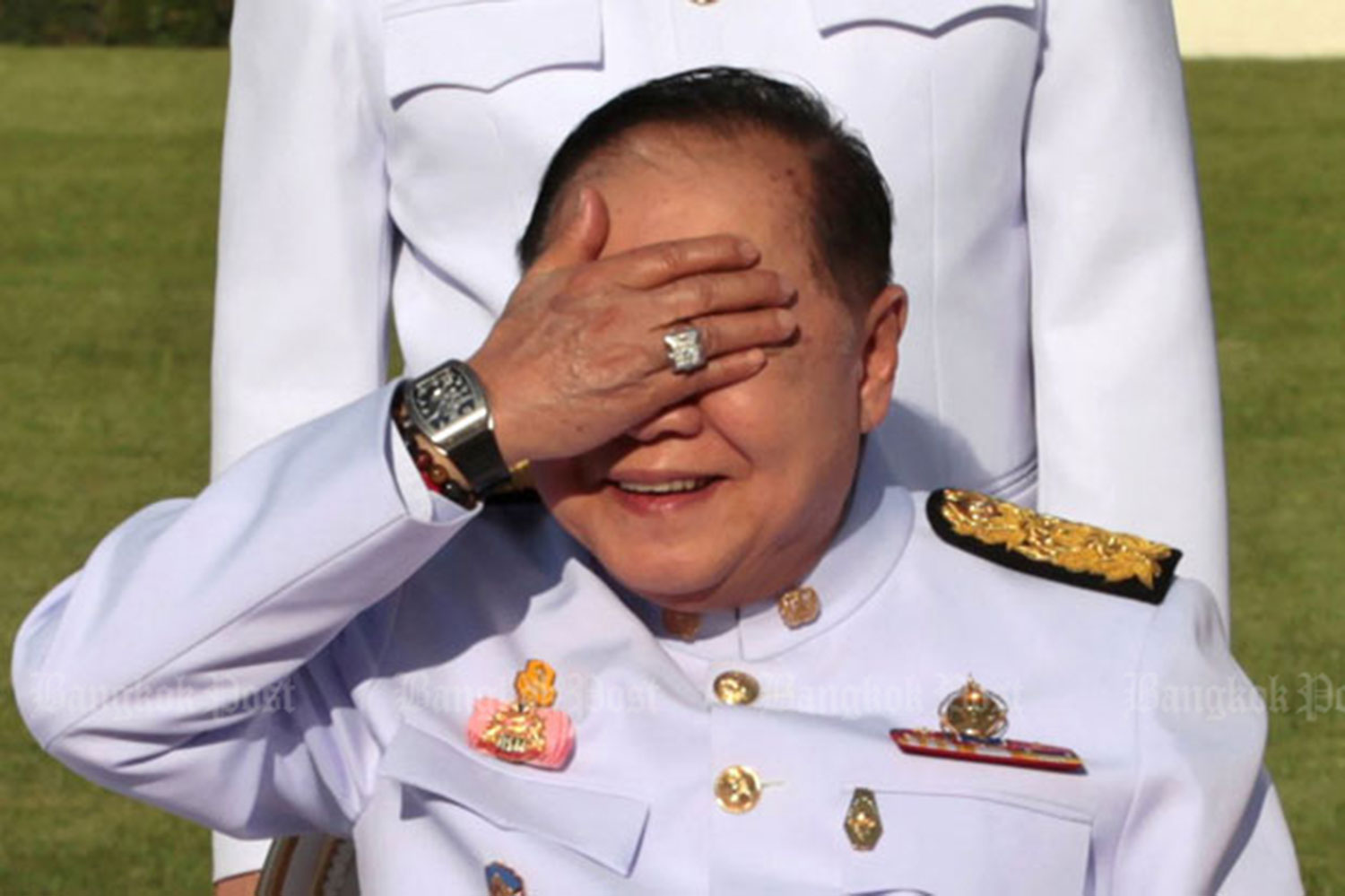 Борцов со взяточничеством оштрафовали за секретность часов Prawit