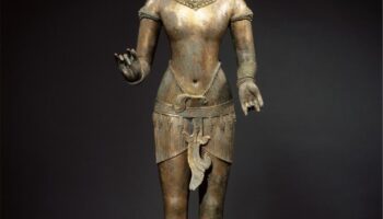 "Золотой мальчик" возвращается от НАС