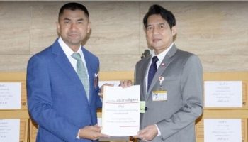 Большая шутка требует импичмента комиссара по борьбе с коррупцией