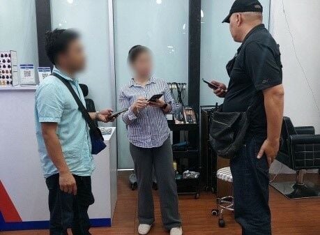 Владелец салона красоты опустошен после того, как племянница украла 72 000 бат