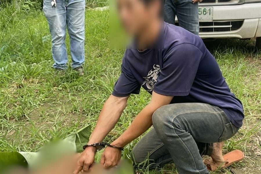 Грязная игра мужчины из Чиангмая: собаку застрелили и зажарили на гриле в ужасном виде