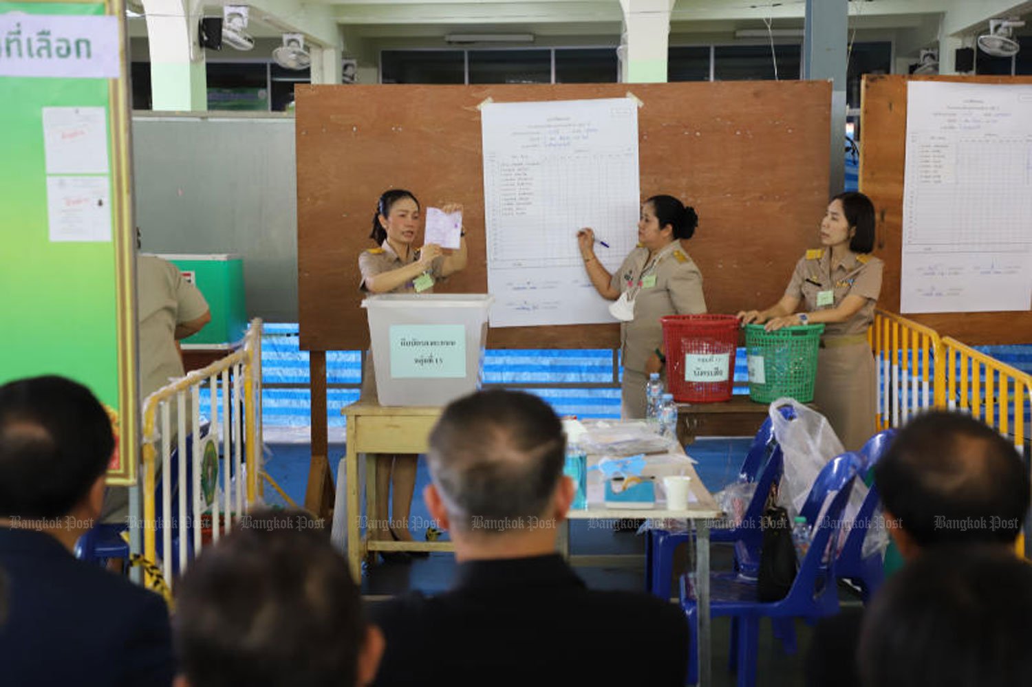 Еврокомиссия расследует утечку данных опроса в Сенате