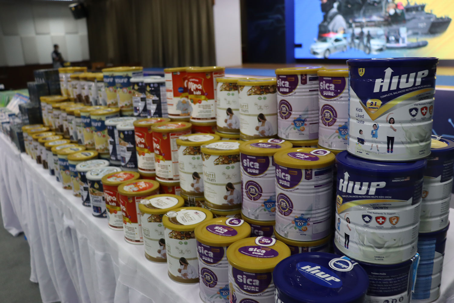 Изъято поддельное сухое молоко из Вьетнама