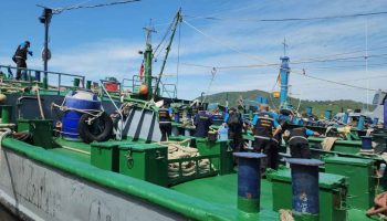 Копы охотятся за организаторами контрабанды нефти