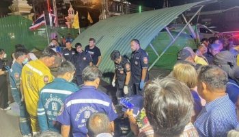 Монах погиб в Нонтхабури после обрушения передвижного каркаса крыши