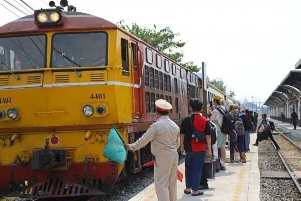 Путешествие на поезде из Бангкока в Пекин становится все ближе