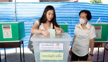 Пхеу Тай отрицает планы по отмене избирательной системы по партийным спискам