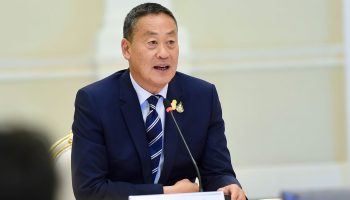 Сретта не превратит советника с парашютом в бота