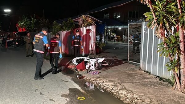 Староста деревни Пхетчабури стреляет в наркомана, сеющего хаос