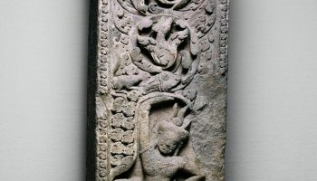 Чикагский институт искусств вернет реликвию кхмерских руин