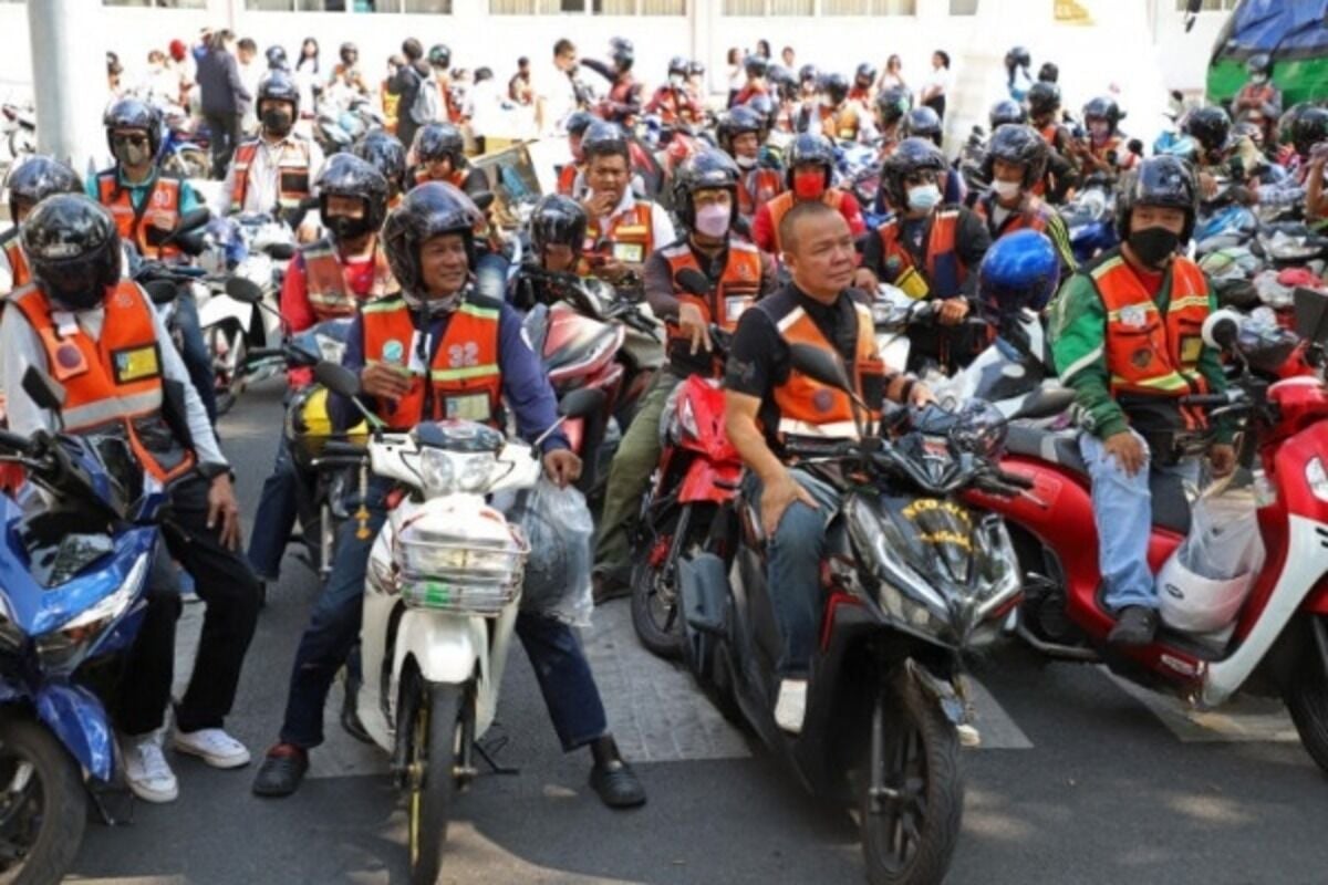 Бангкок призвал создать приложение для более безопасных и справедливых тарифов на мото-такси