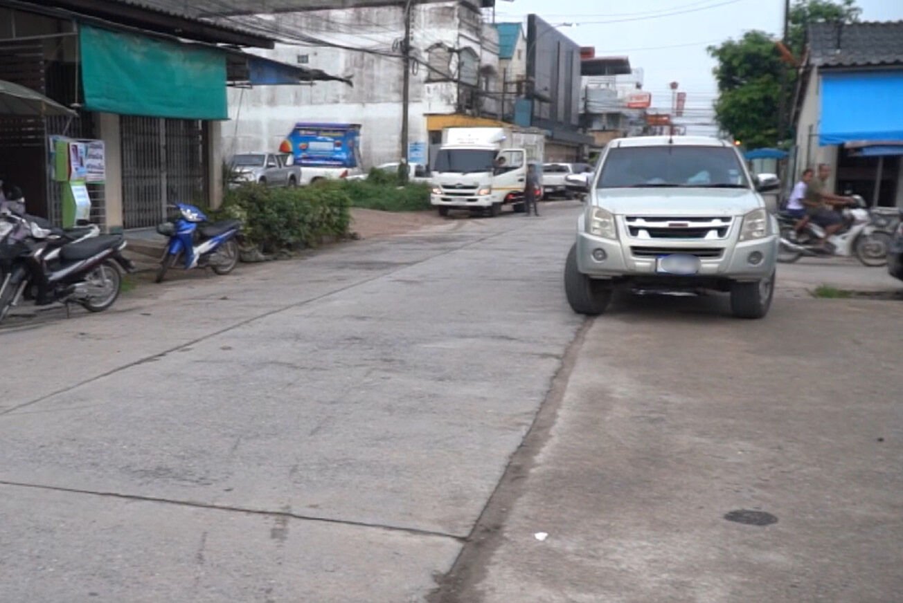 Бывший муж застрелил нового партнера жены во время нападения на рынок Пхатталунг