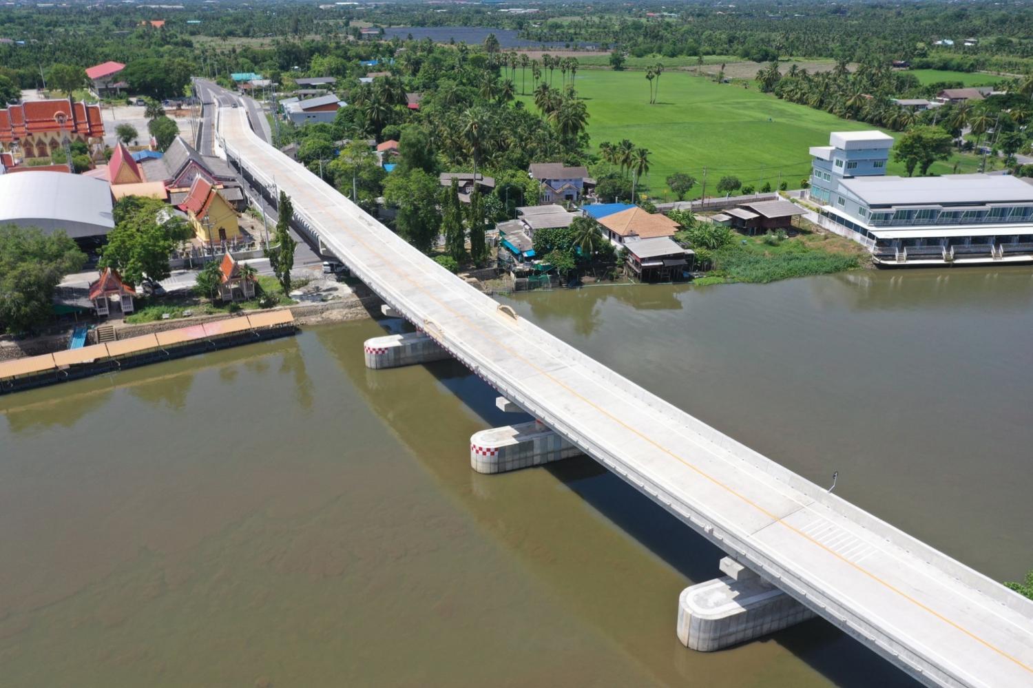 В Накхонпатхоме готов новый мост
