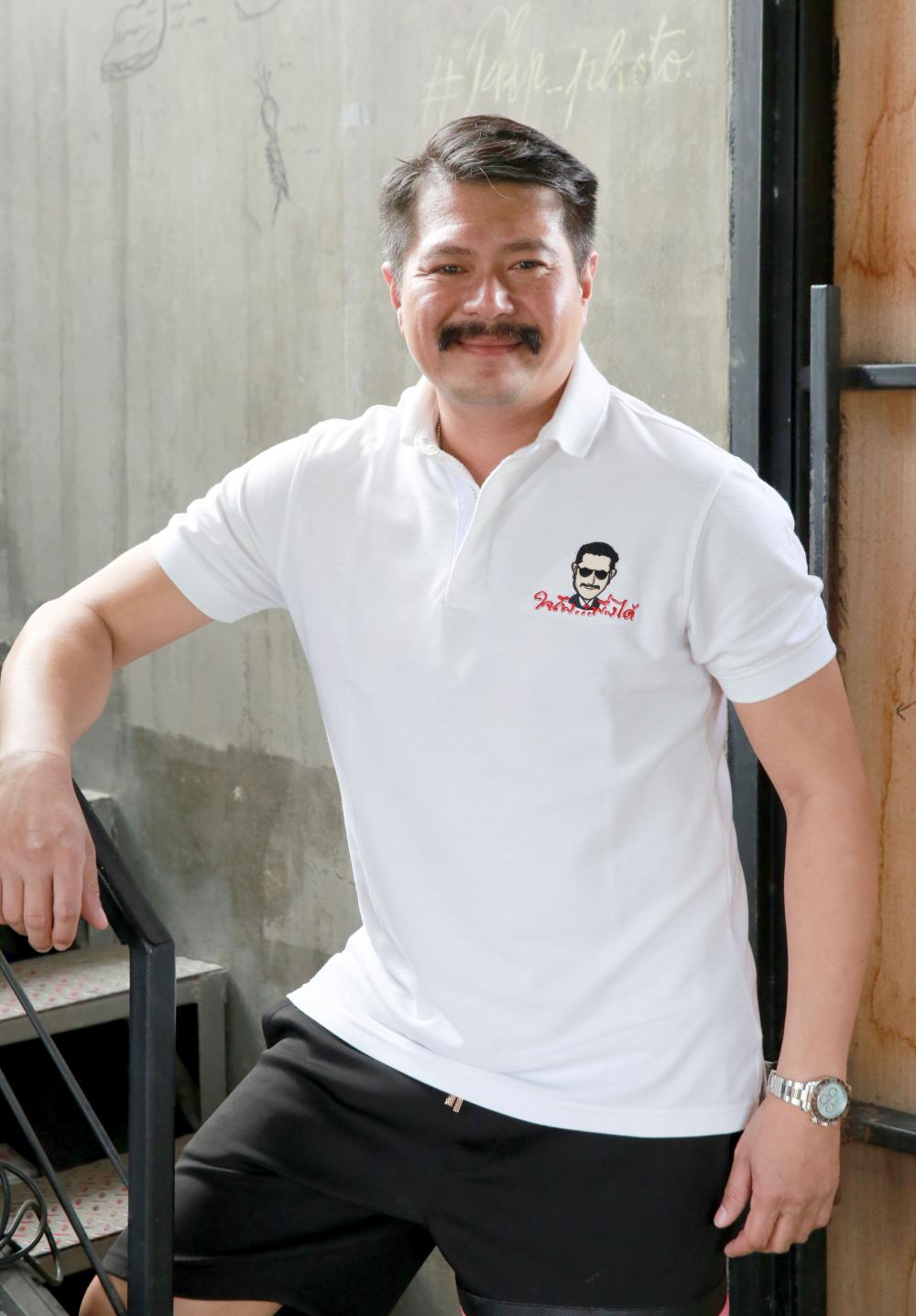 Ван Убумрунг покидает Pheu Thai из-за "братания"