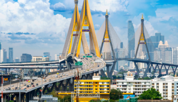 Видеоновости Таиланда | Бангкок назван в числе 30 самых опасных городов для туристов, Таксисты арестованы за жестокое нападение на приложение Taxi Driver на Пхукете