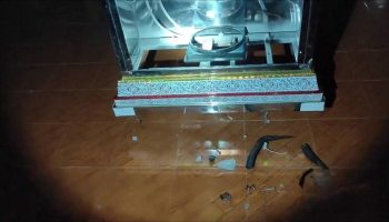 Воры украли медные провода и холодильную установку из тайского храмового морга