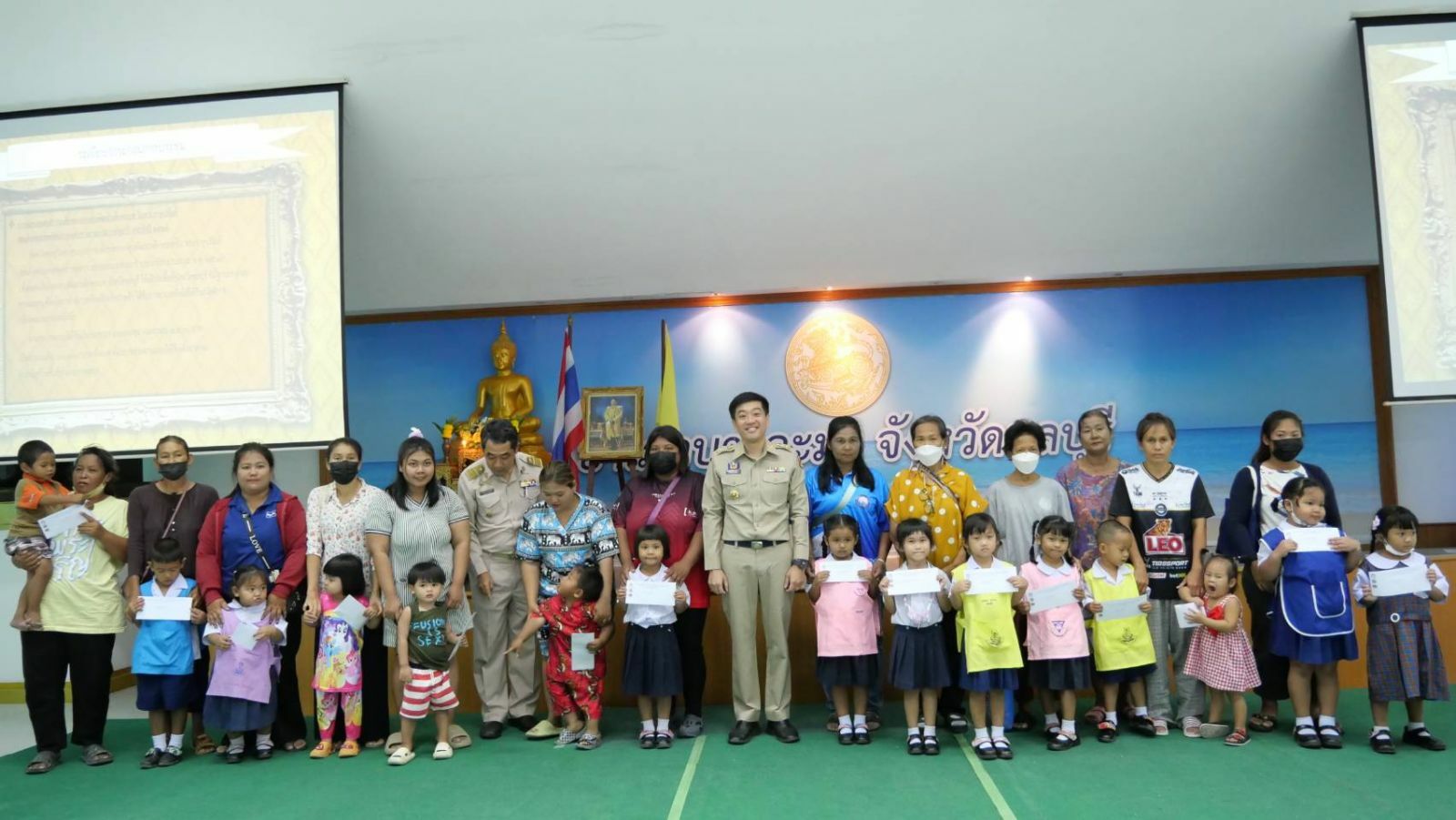 Глава Бангламунга делает ставку на суровые меры: игорным притонам запрещено играть в кости