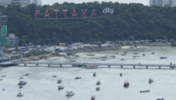 Гонконгский полицейский погиб, упав с грузовика в Паттайе