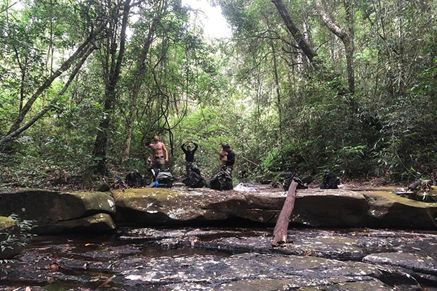 Звоните, чтобы помочь спасти Thap Lan park от застройщиков