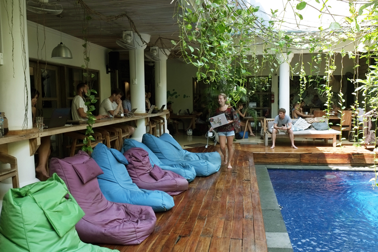 Индонезия запускает программу "золотая виза" сроком от 5 до 10 лет, чтобы привлечь состоятельных иностранцев - Бизнес-новости Таиланда