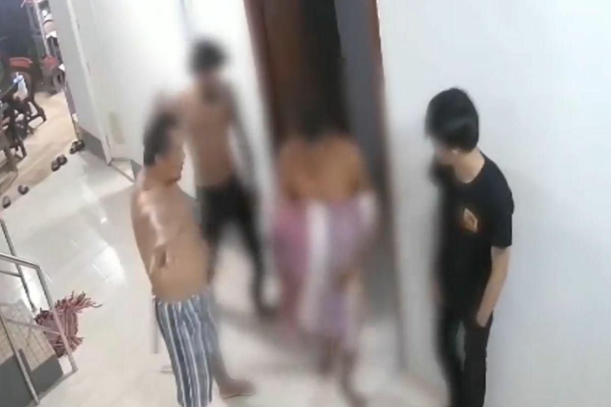 Какашка на вечеринке: пьяный тайский мужчина наложил в штаны, когда копы производили арест