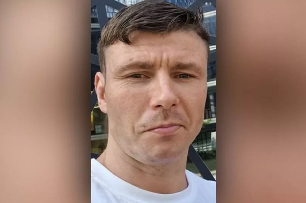 Манкунианец, подпитываемый наркотиками, мучает партнера из-за предполагаемой интрижки: заключен в тюрьму