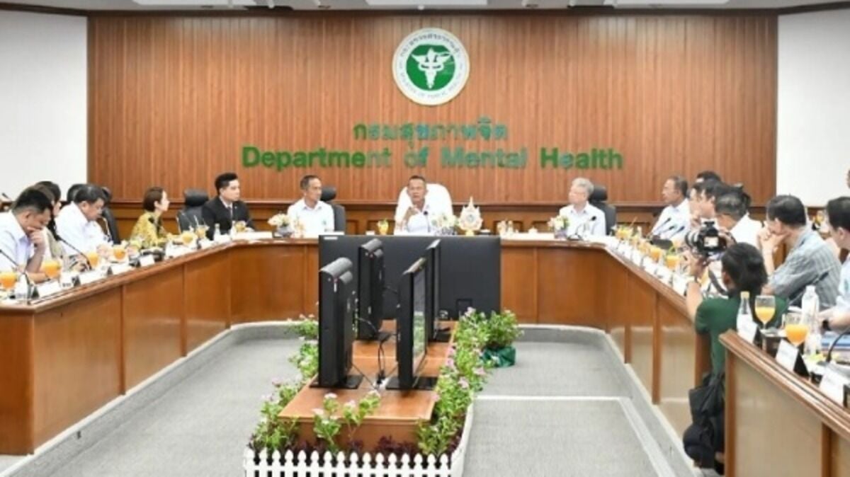 Министр здравоохранения активизирует работу горячей линии по вопросам психического здоровья