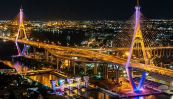 Мосты Чао Прайя засияют на праздновании 72-го дня рождения короля