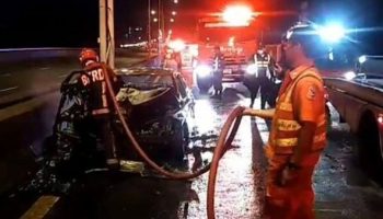 Мотоциклист погиб в лобовом столкновении на скоростном шоссе Бангкока