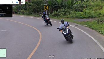 Мотоциклы ютуберов были замечены на трассе в Чиангмае в Google