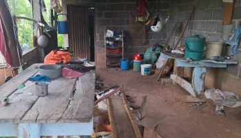 Мужчина из Бурирама был убит другом во время спора о выпивке, общество в шоке