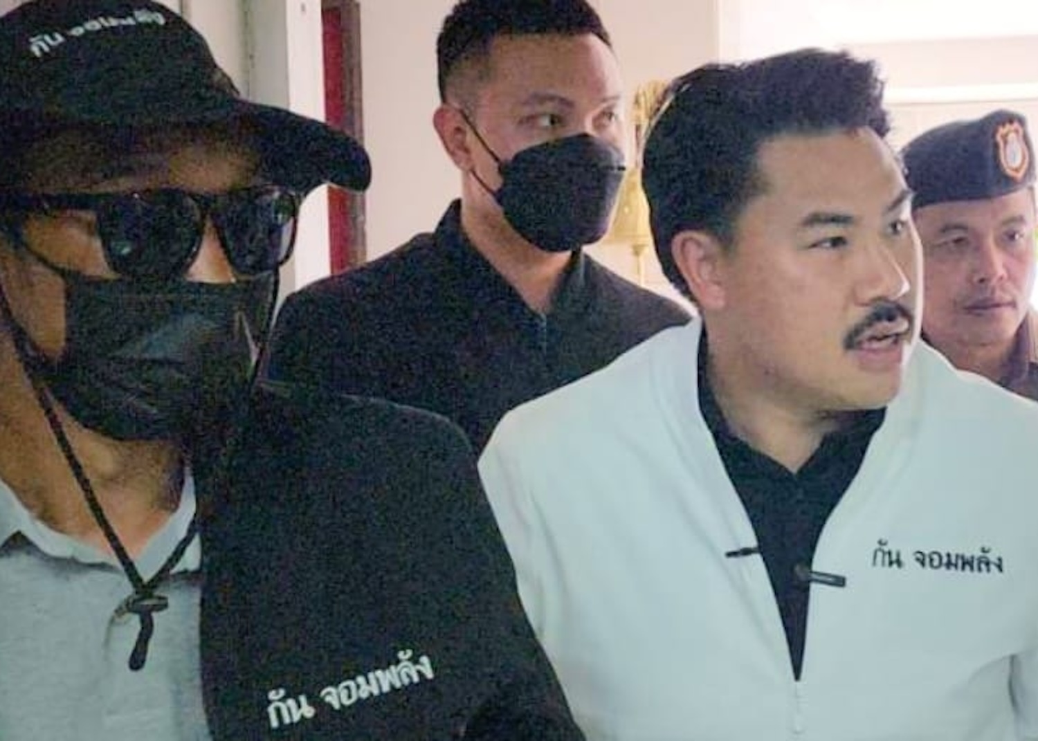 Мужчина, спасенный от жестоких работодателей