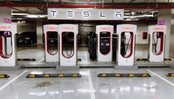 Насколько могут Снизиться Цены На Электромобили? - Деловые Новости Таиланда