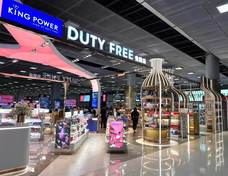 Отличное настроение: тайские аэропорты отмечают буддийские праздники распродажами алкоголя