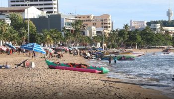 Паттайя вводит зонирование пляжей для повышения безопасности водного туризма