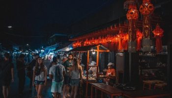 Пешеходный туризм в Таиланде способствует развитию местной культуры и устойчивому развитию