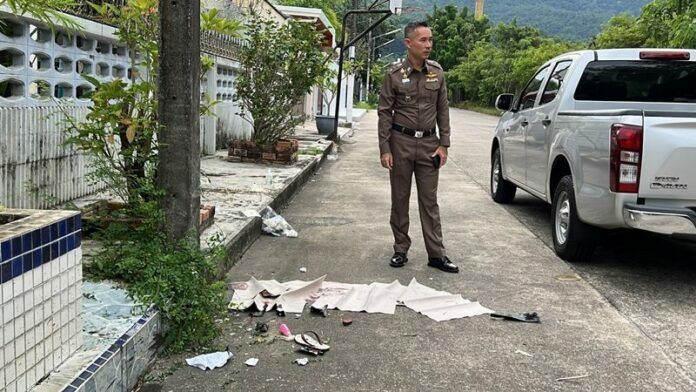 Подросток погиб, двое получили ранения в результате нападения с ножом в Сонгкхле, приведшего к аварии