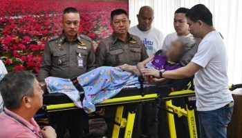 Пожилая женщина с болезнью Альцгеймера подверглась насилию со стороны воспитателя