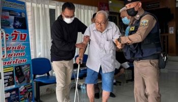 Пожилой мужчина из Нетхабури утверждает, что ремонтник украл 40 000 бат