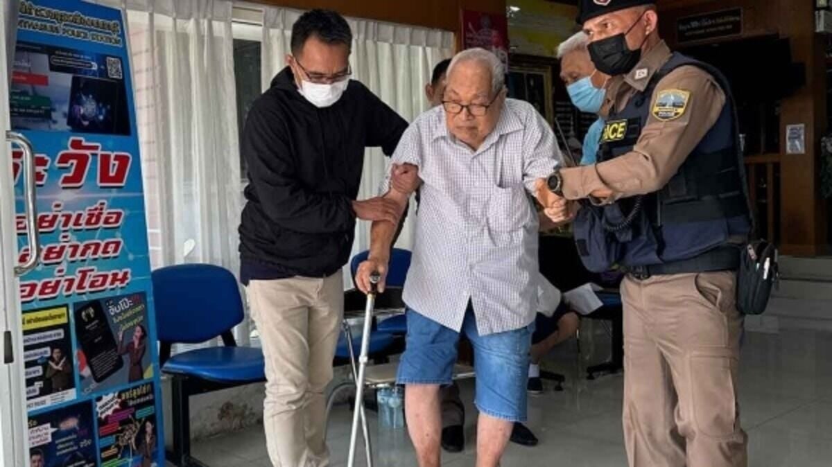 Пожилой мужчина из Нетхабури утверждает, что ремонтник украл 40 000 бат