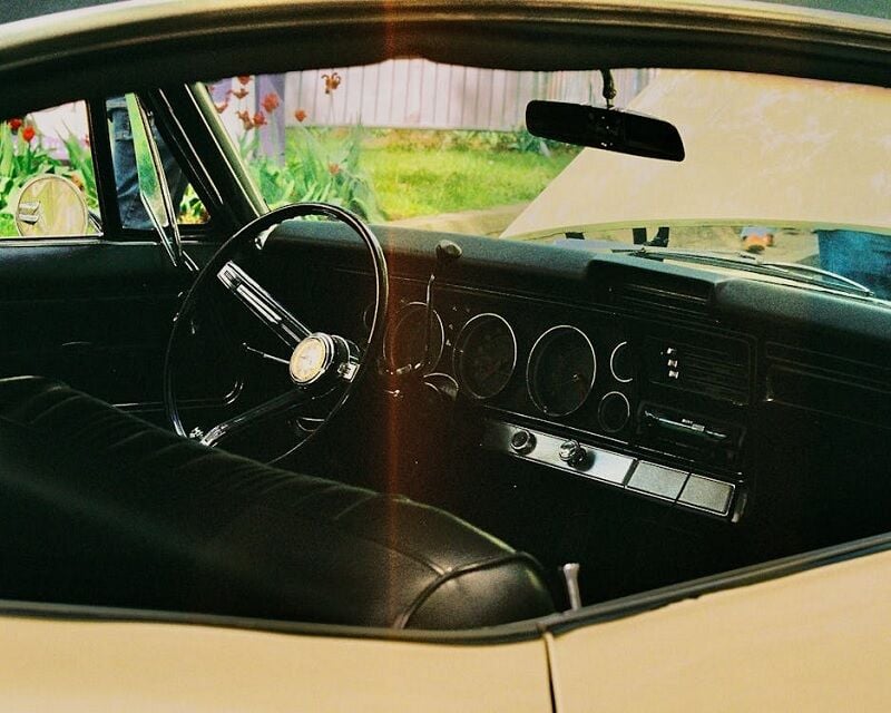 Пьяный водитель сбил 13-летнюю девочку, покупавшую еду для больной матери