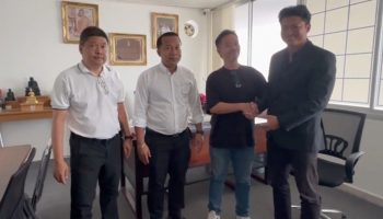 Репортер и управляющий виллой разрешили спор на острове Самуи