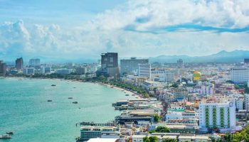 Сержант из Гонконга погиб, выпав из грузовика в Южной Паттайе