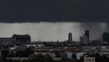 Сильные грозы и проливные дожди прогнозируются в 45 провинциях