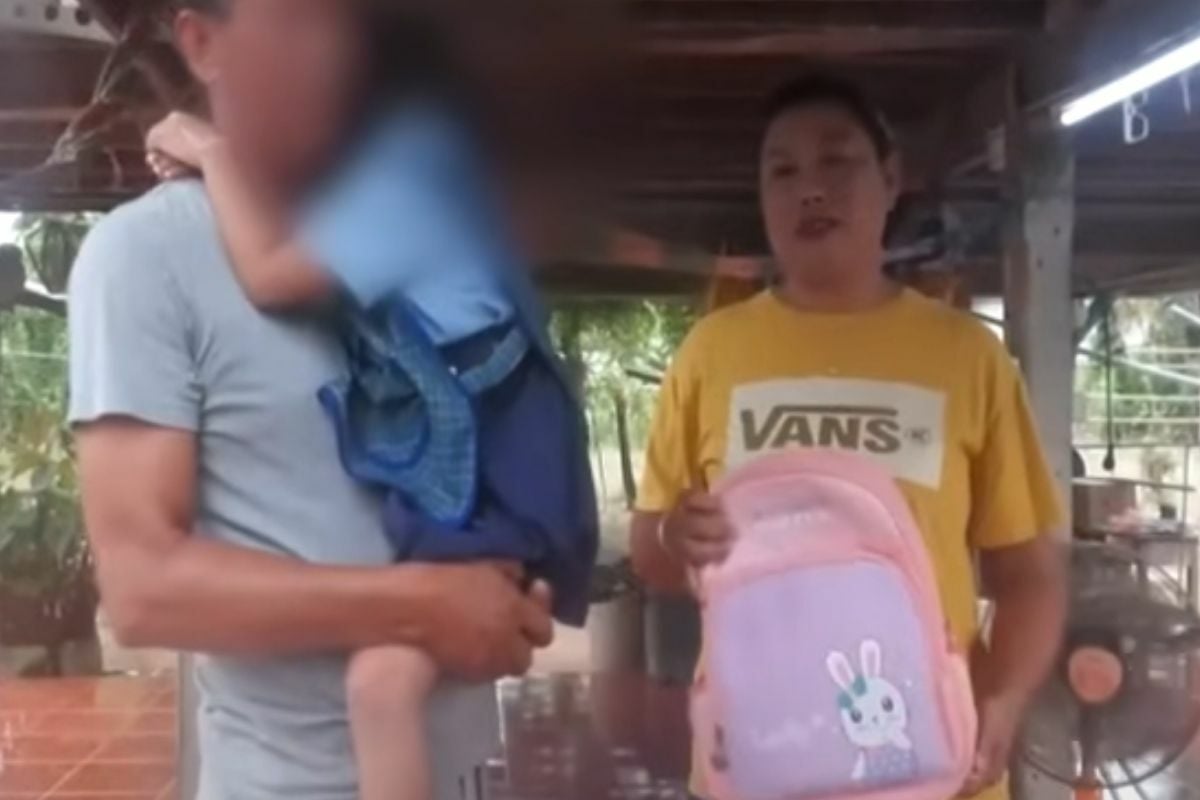 Тайский учитель якобы заставляет ученика приносить фекалии домой