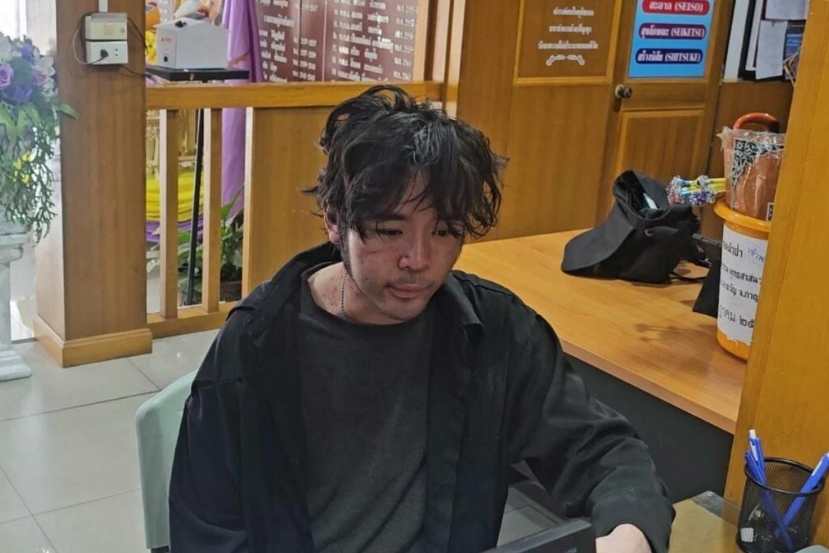 Тайско-сингапурский певец подал в отставку после нападения в Нонтхабури